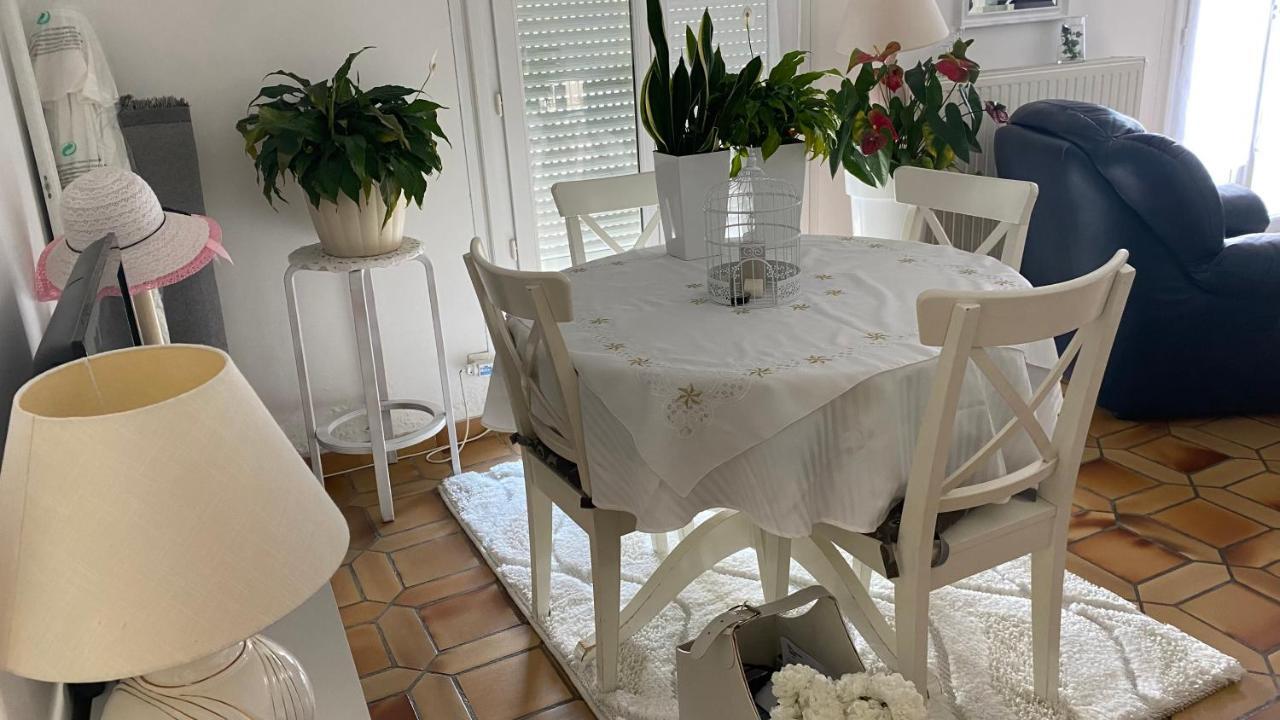 Maison Quietude Chavanoz Extérieur photo